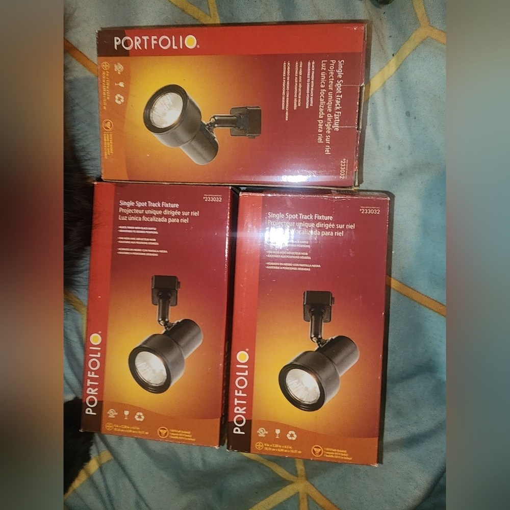 3 portfolio lights